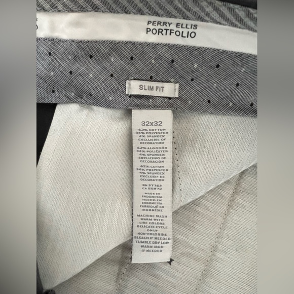 Perry Ellis Slim Fit Pants - Picture 4 of 5